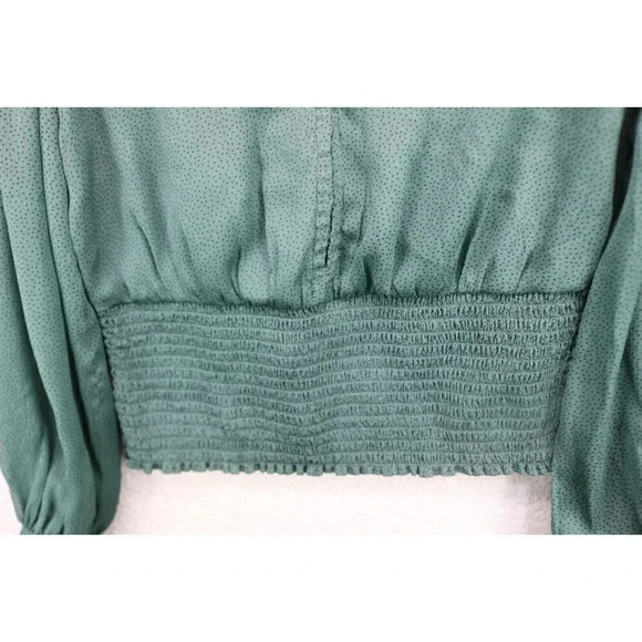 Abercrombie and Fitch Smocked Chiffon Women's Top-Size Medium-Balloon Sleeves - Picture 4 of 7